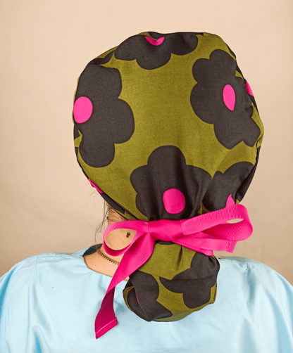 Daisies Scrub Caps For Women Ponytail Custom Name Embroidery. - [scrub_hat]-[scrub_cap_for_women]-[surgical_cap]